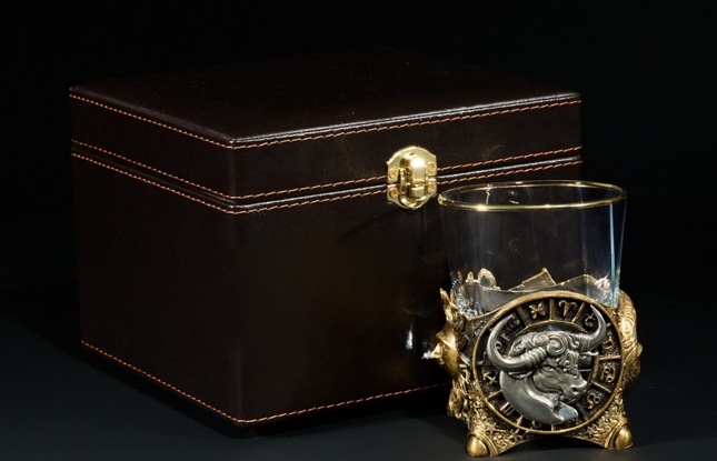 Стакан для виски Зодиак  "Телец"  1 шт.  в подарочном кейсе с художественным оформлением 310 мл