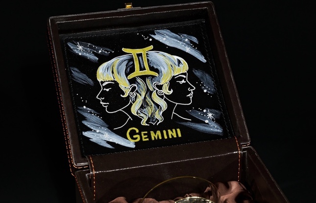 Стакан для виски Зодиак  "Близнецы"  1 шт.  в подарочном кейсе с художественным оформлением 310 мл - фото №2