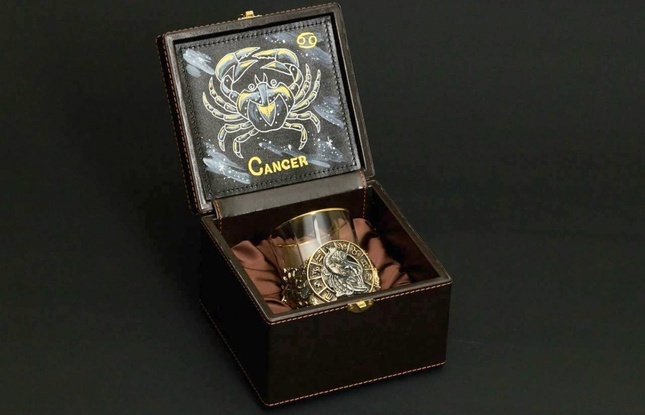 Стакан для виски Зодиак "Рак"  1 шт.  в подарочном кейсе с художественным оформлением 310 мл - фото №1