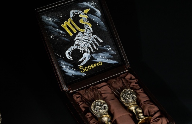 Набор лафитников для водки «Знаки Зодиака Скорпион» (2 шт.) в подарочном футляре c художественным оформлением 50 мл - фото №1
