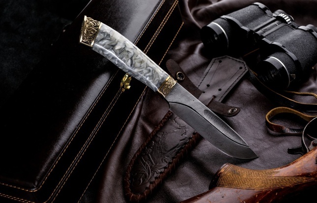 Подарочный нож «Беркут» дамасская сталь в футляре