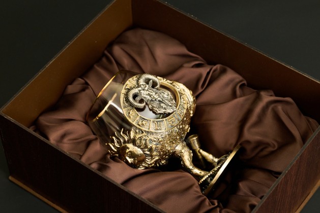 Бокал для коньяка Зодиак «Овен» в подарочной коробке