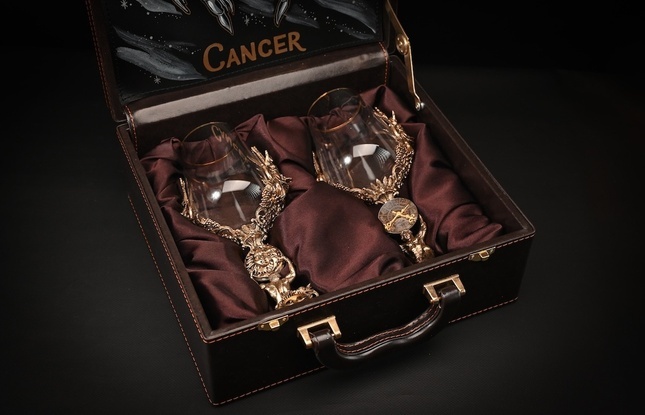 Бокал для вина "Гороскоп Рак"  2 шт.  в подарочном футляре с художественным оформлением  430 мл - фото №1