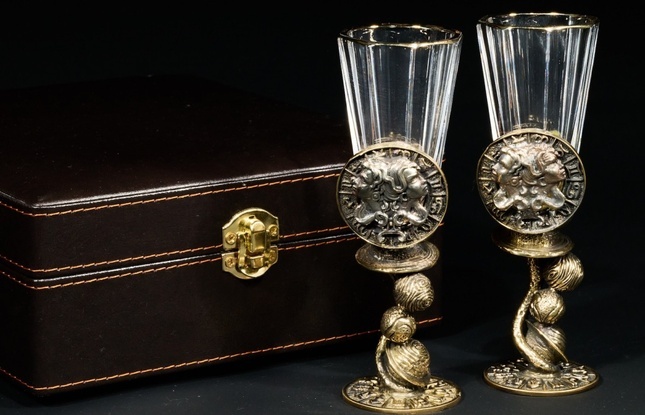 Набор лафитников  для водки «Знаки Зодиака Близнецы» (2 шт.) в подарочном футляре c художественным оформлением 50 мл