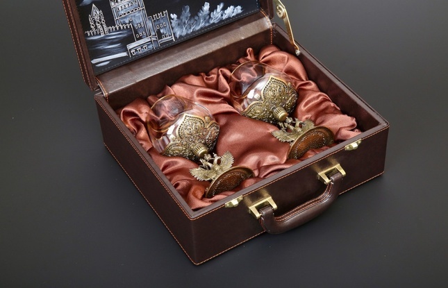 Бокал для коньяка «Гербовый» 2 шт. в подарочном футляре с художественным оформлением  430 мл - фото №3